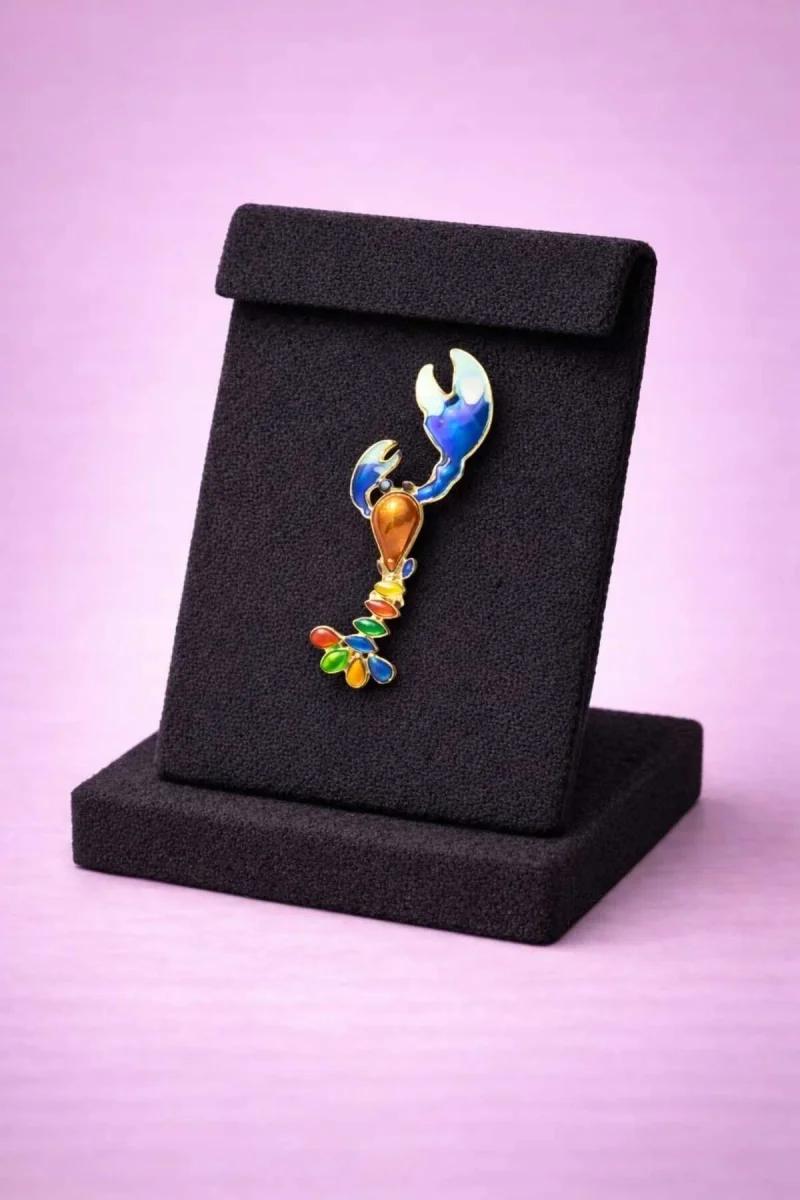Renkli Taş Detaylı Istakoz Broş