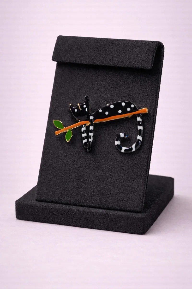 Dal Üzerinde Kedi Broş