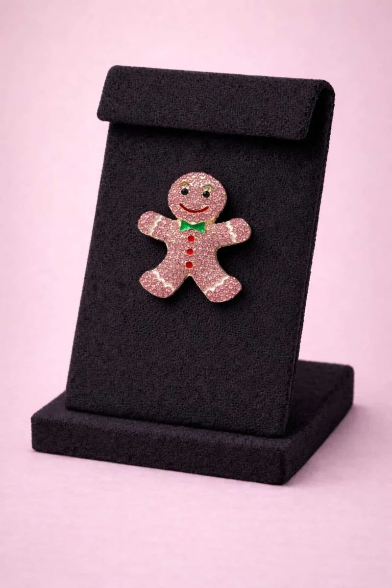 Sevimli Kurabiye Adam Broş – Kristal Taşlı Kadın Yaka Broşu